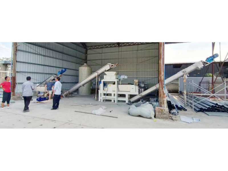 螺旋壓榨機(jī)處理餐廚垃圾的具體操作步驟是怎樣的？